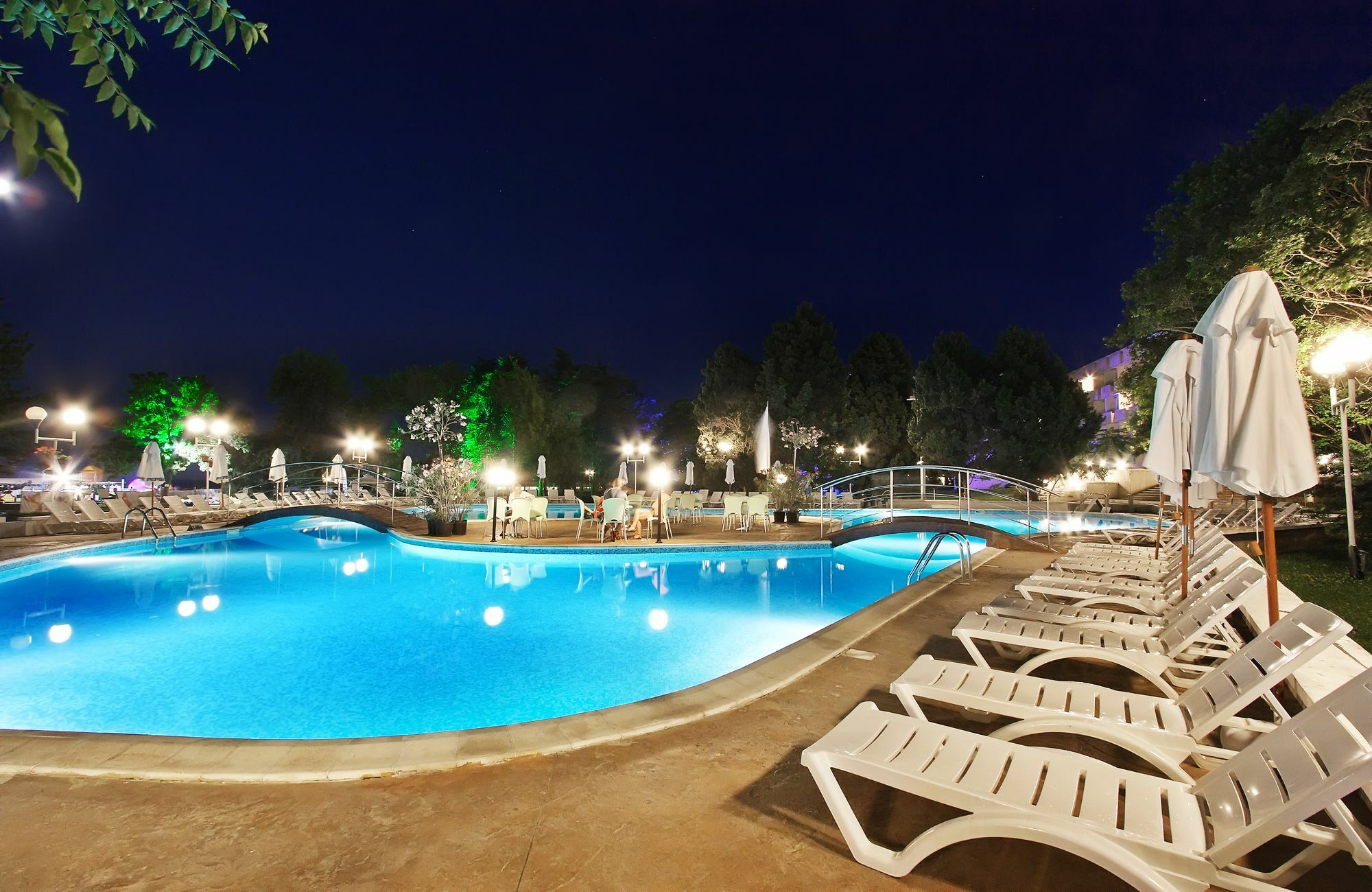 Hotel Lebed Варна Экстерьер фото